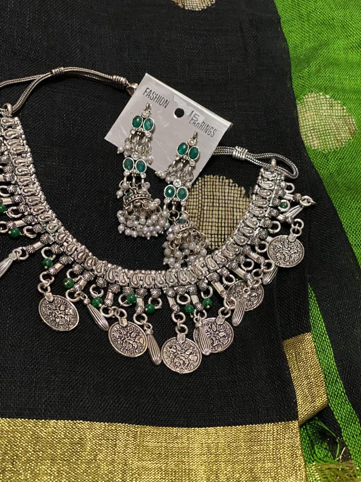 Linen Saree with Butta